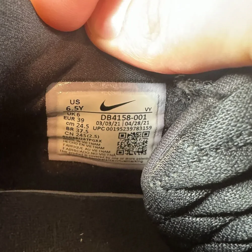 Nike good used